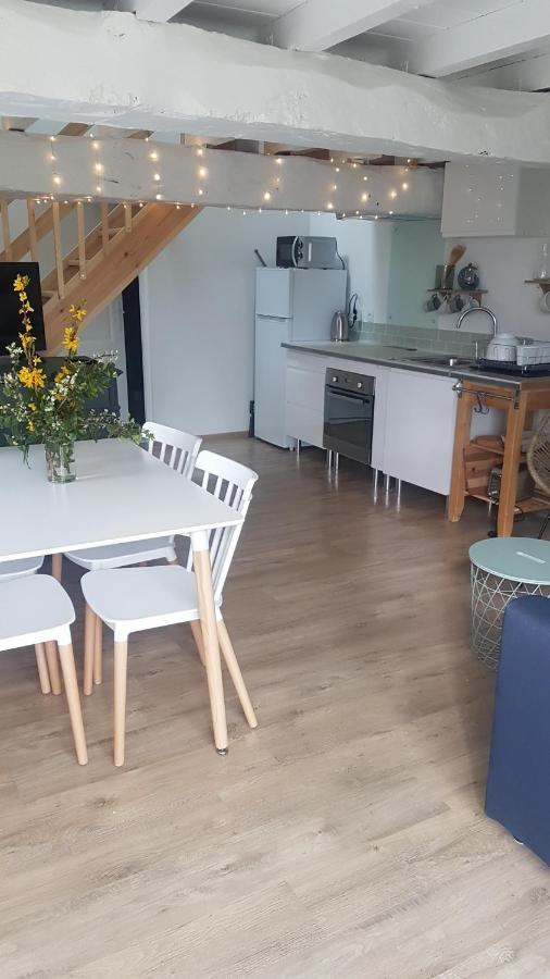 Charmant Logement A La Campagne Gazaupouy Luaran gambar
