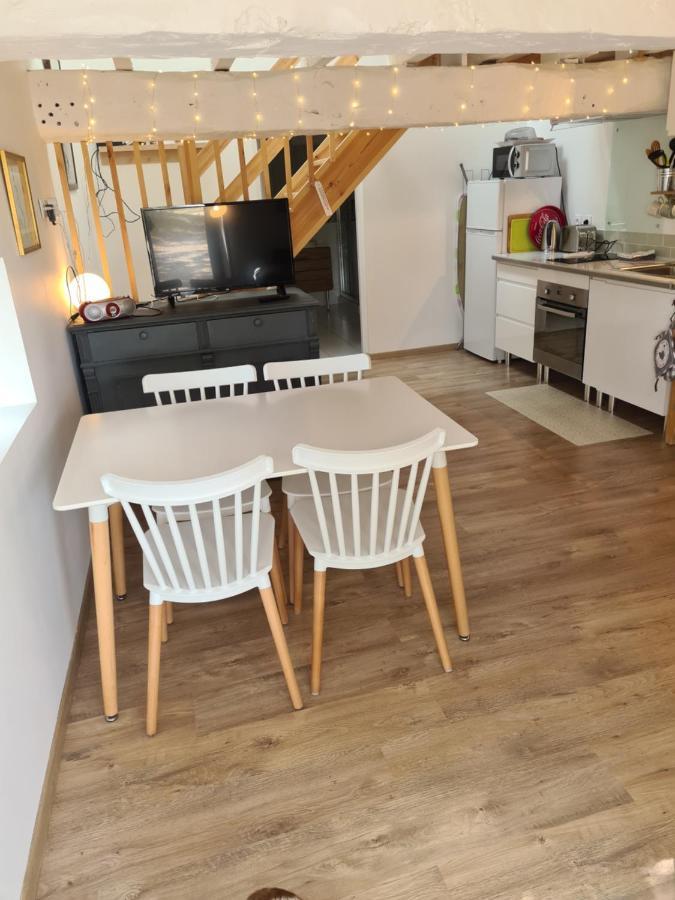 Charmant Logement A La Campagne Gazaupouy Luaran gambar